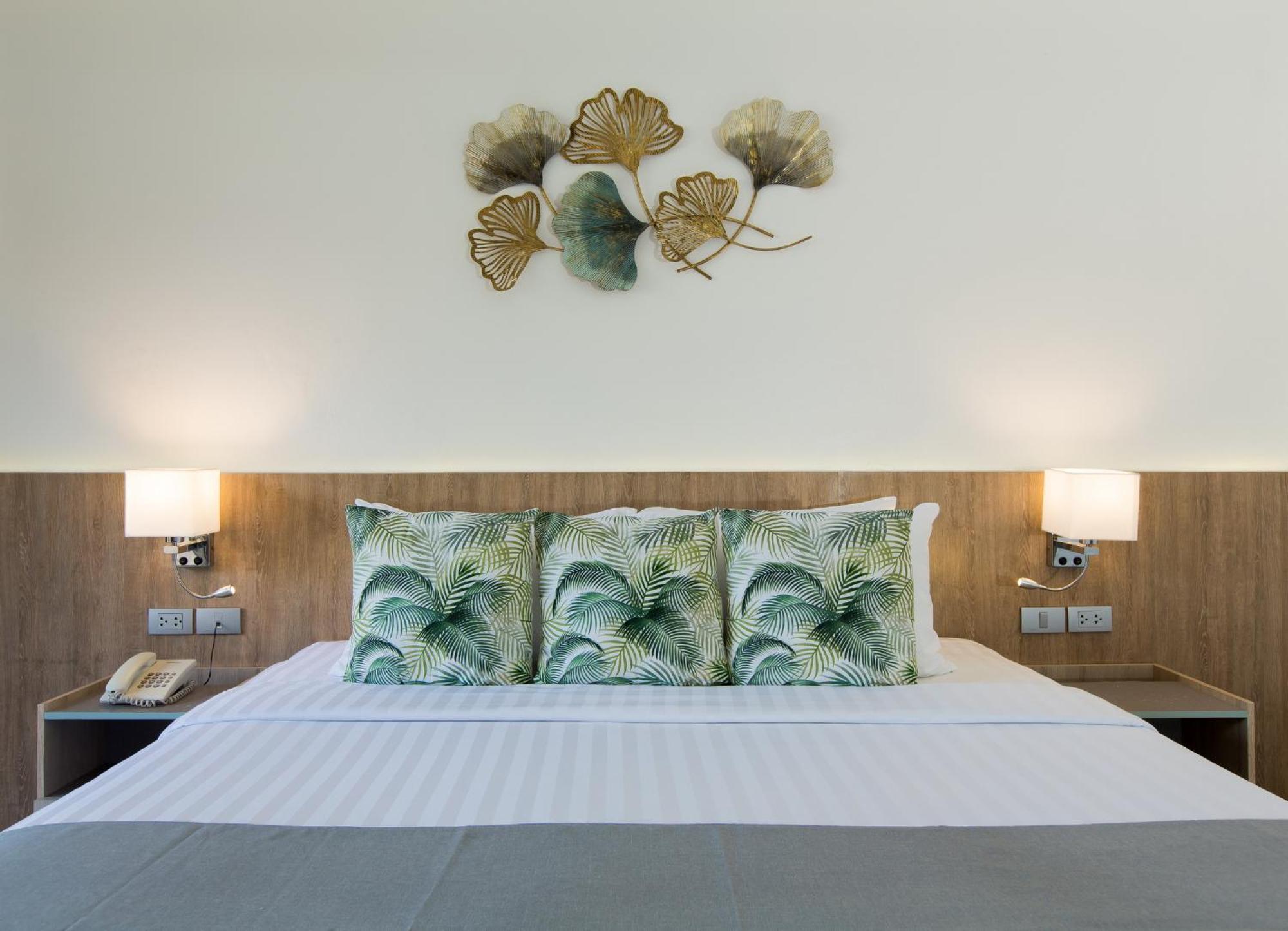 Coconut Village Resort Phuket - Sha Extra Plus Patong Exterior foto